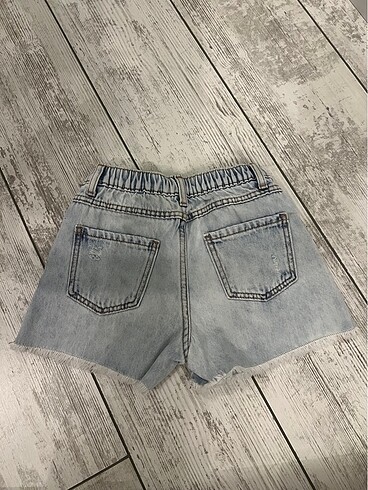 4 Yaş Beden Zara Jean Şort