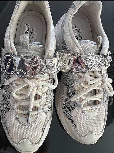 37,5 Beden Skechers Özel Seri Sneakers