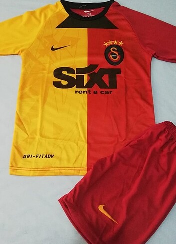 Galatasaray çocuk forması 