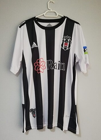Beşiktaş forması 