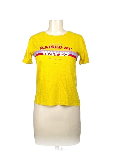 Koton T-shirt %70 İndirimli.