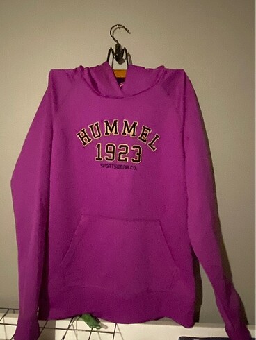 Hummel sweat