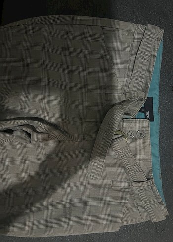 Gri Kemerli Kadın Kumaş Pantolon - Görsel 4