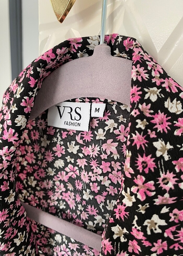 Çiçek desen elbise - Görsel 4