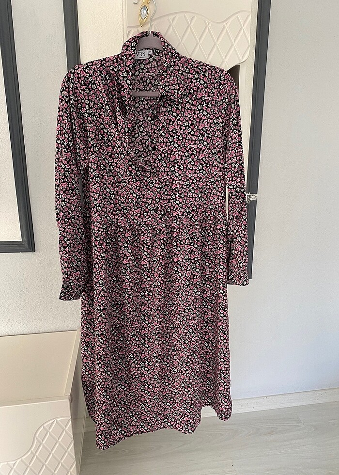 Çiçek desen elbise - Görsel 3