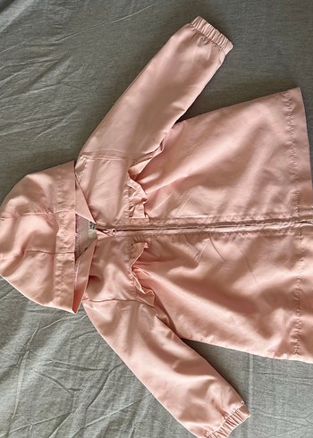 Kız Çocuk Pembe Fırfırlı Yağmurluk