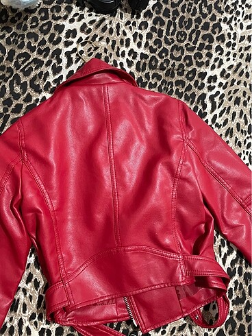 xs Beden Pull & bear deri ceket