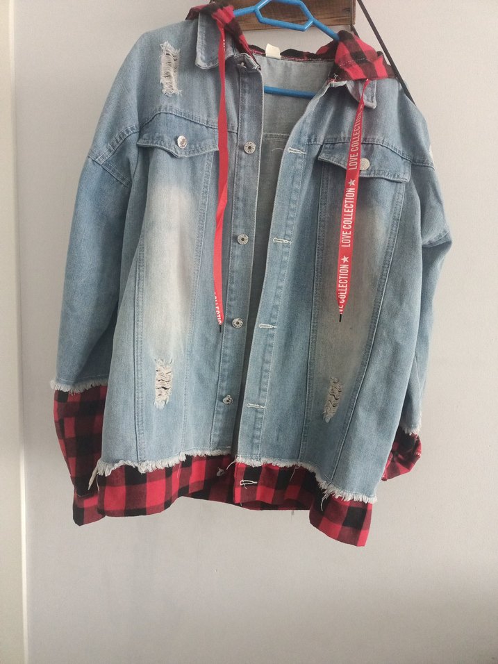 Renkli Baskılı Kadın Kot Ceket Pikachu Desenli - Görsel 3