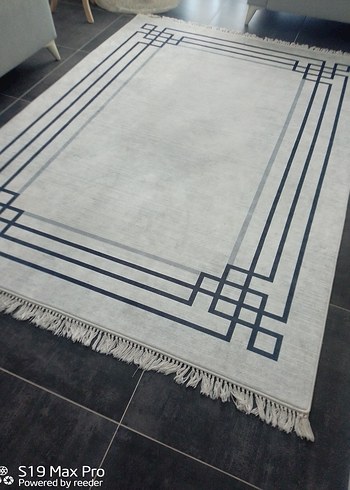 Gri Modern Baskılı Halı