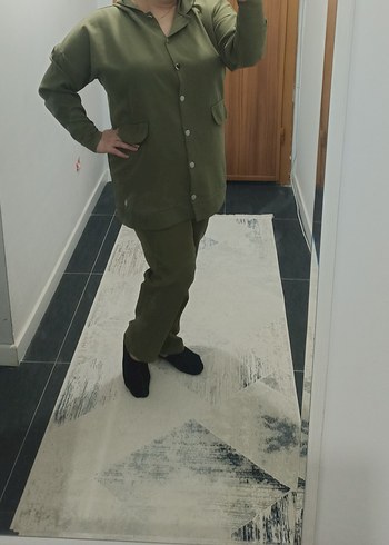 Kadın Haki Kapüşonlu Düğmeli Rahat Takım - Görsel 3