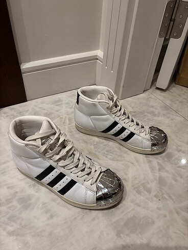 Adidas Metal Burun Boyunlu Adidas Superstar