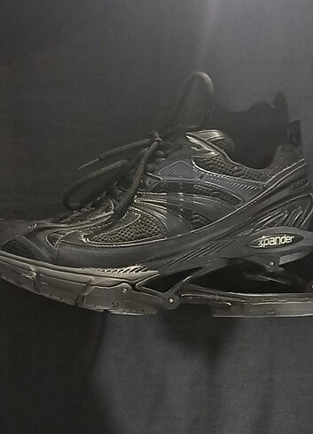 43 Beden Balenciaga Xpander