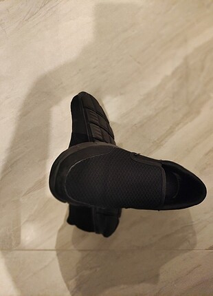41 Beden Orijinal Skechers erkek spor ayakkabı