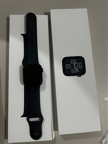 Apple Watch SE 40mm 2.Nesil