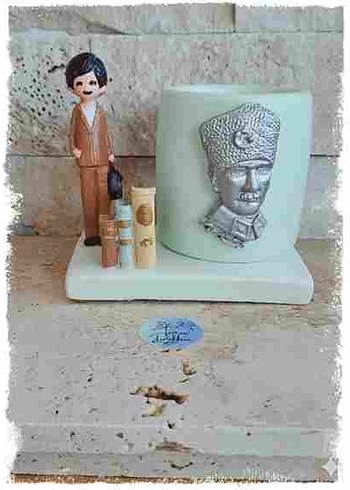 Erkek Öğretmen kalemlik - Görsel 2