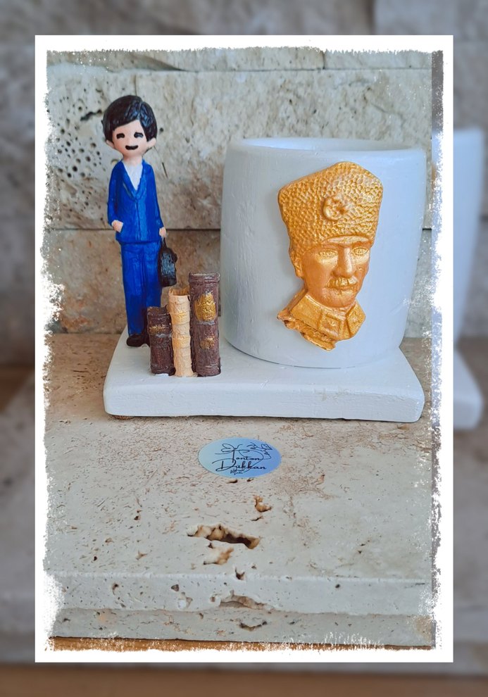 Erkek Öğretmen kalemlik - Görsel 4