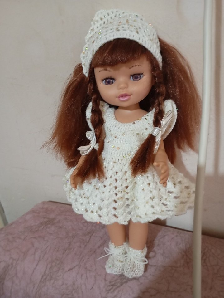 El Örgüsü Krem Bebek Oyuncağı - Görsel 2