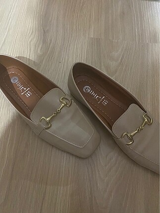 Krem rengi loafer