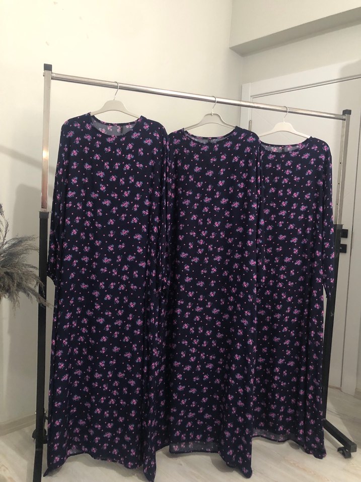 Kadın Mor Çiçekli Uzun Elbise - Görsel 4