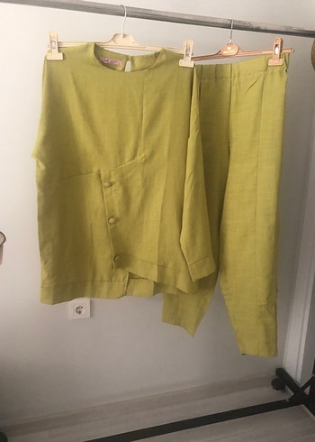 Düğmeli Kısa Kesim Keten Kadın Takım - Görsel 4