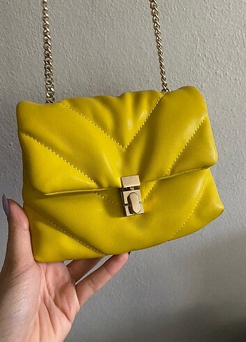  Beden sarı Renk Zara çanta 