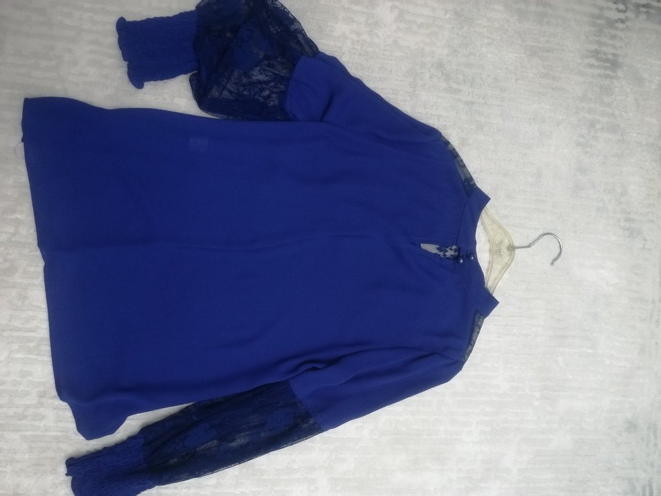 Uzun Kollu Lacivert Fırfırlı Kadın Bluz - Görsel 3