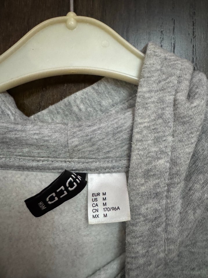 Gri Kapüşonlu H&M Sweatshirt - Görsel 2