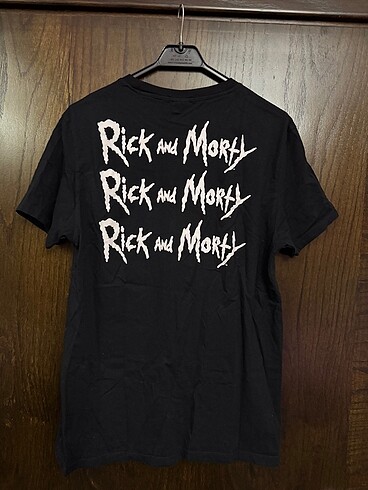 m Beden Rick and Morty t-shirt