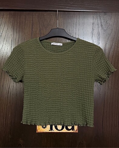 Stradivarius crop
