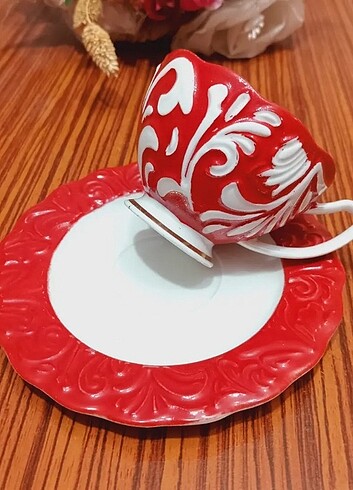 İpek kahve fincani