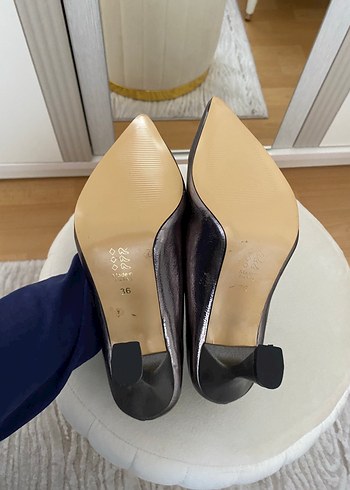 Metalik Bej Stiletto Topuklu Kadın Ayakkabı - Görsel 3