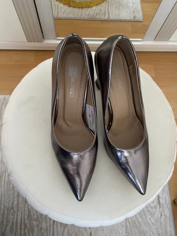 Metalik Bej Stiletto Topuklu Kadın Ayakkabı - Görsel 2