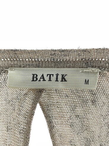 m Beden çeşitli Renk Batik Bluz %70 İndirimli.