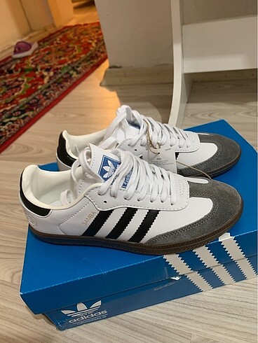 Adidas samba
