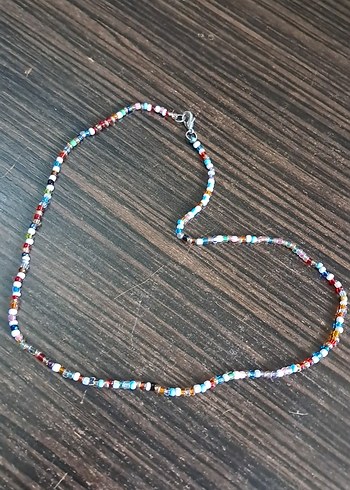Uzun Çok Renkli Boncuklu Bohem Kolye,tasarımcı.