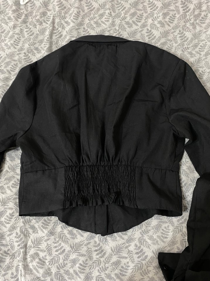 Düğmeli Siyah Uzun Kollu Gömlek - Görsel 2