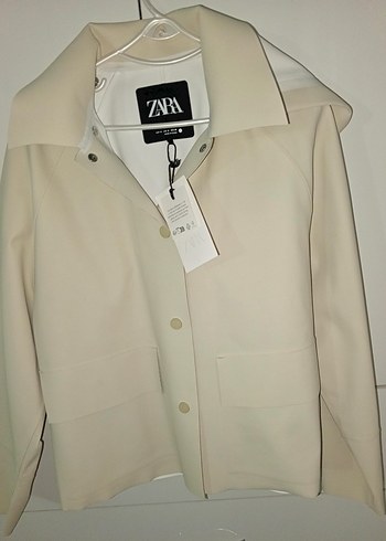 Zara yağmurluk - Görsel 3