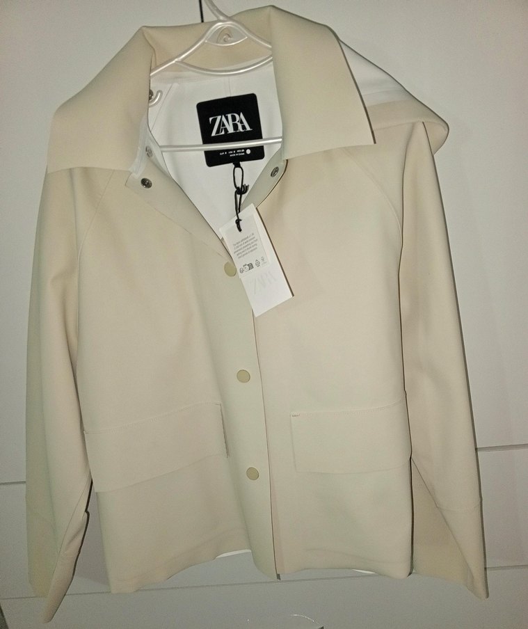 Zara yağmurluk - Görsel 3