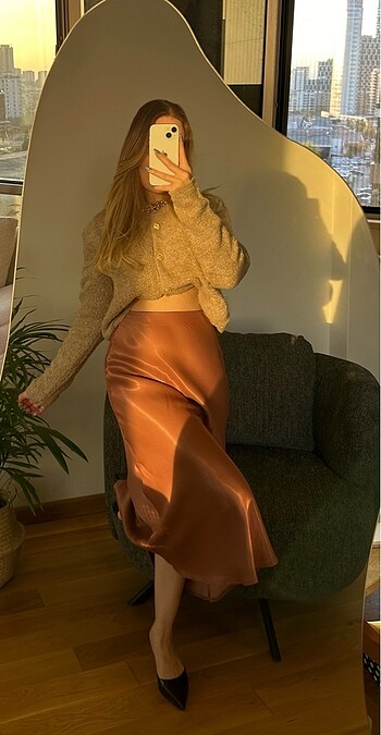 Diğer Bronz midi saten etek