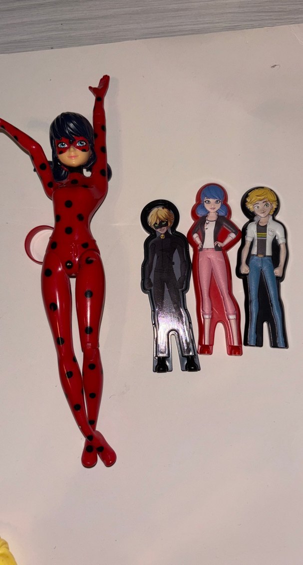 Renkli Mini Aksiyon Figürleri Seti - Görsel 5