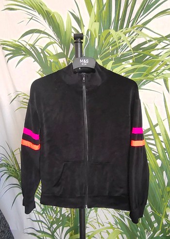 Kadın Siyah Kısa Kadife Spor Ceket - Görsel 2