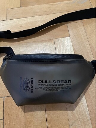 Pull and Bear Bel Çantası