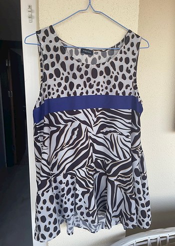 l Beden Zebra Desenli Straplez Mini Hamile Bluz