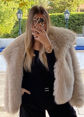 zara kürk 
