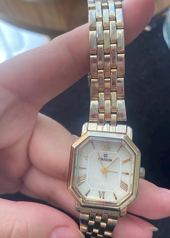 Klasik Parlak Altın Kadın Kol Saati - Görsel 2