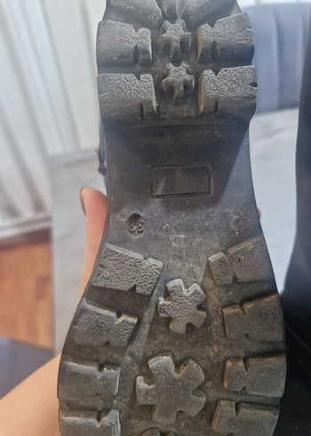 Kemer Detaylı Siyah Deri Biker Bot - Görsel 6