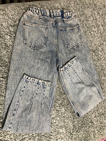 32 Beden bershka mavi kot pantolon