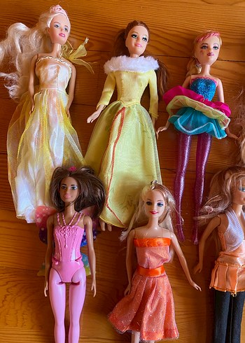 Barbie oyuncak bebek ve elbiseleri - Görsel 4