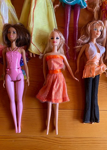 Barbie oyuncak bebek ve elbiseleri - Görsel 2