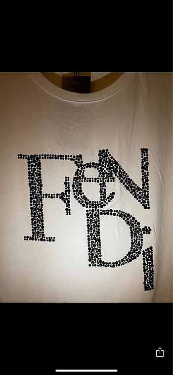 s Beden Fendi Tshirt